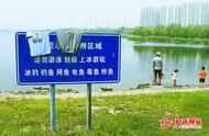 北京莲石湖的“都市渔民”捕鱼热潮